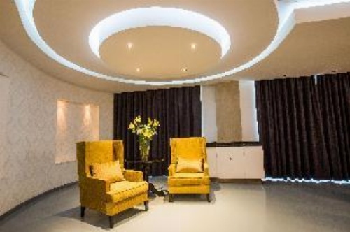 Genesis All-Suite Hotel image 5